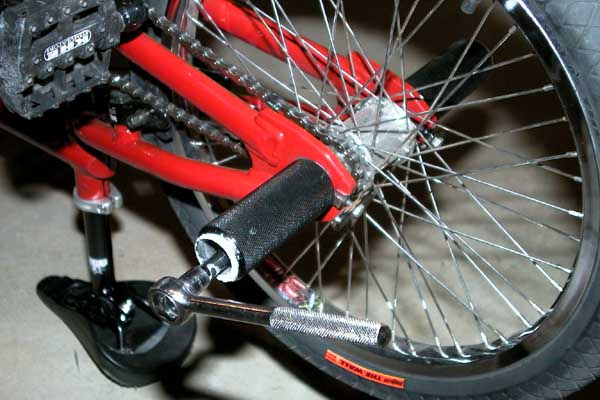 bike axle pegs